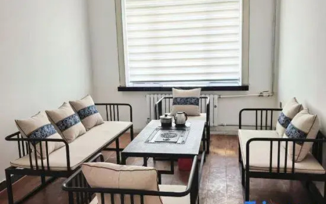 Qiligong Fujian Business Hotel (Qiqihar University Longsha Park)
