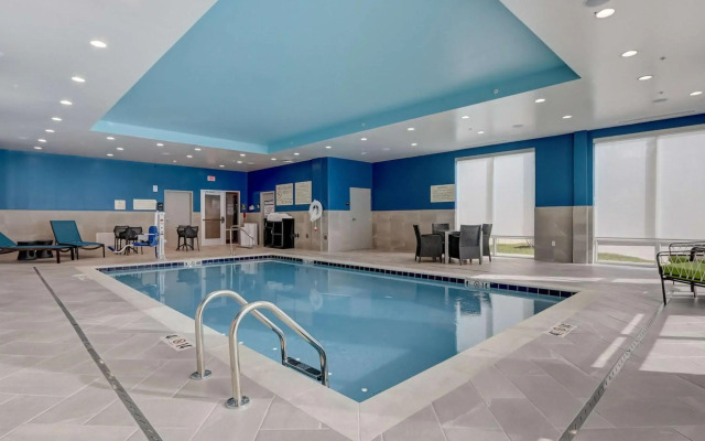 Hampton Inn & Suites Cincinnati Midtown Rookwood