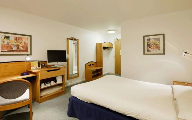 Ibis Preston North Hotel