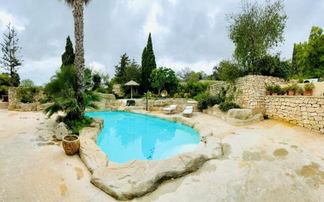 The Red Farm Relais & Spa