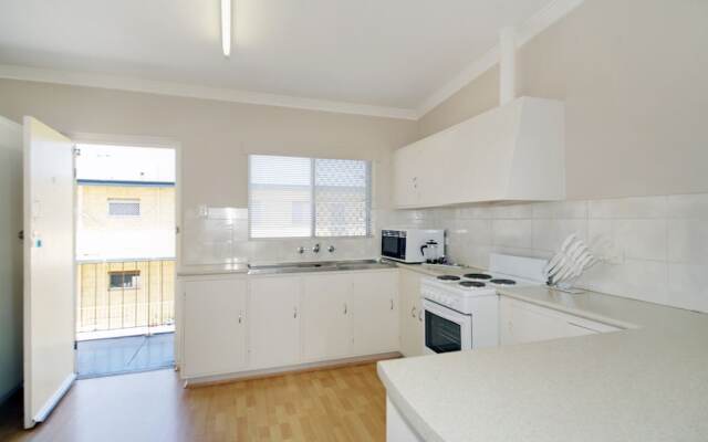 Acacia Holiday & Business Stay