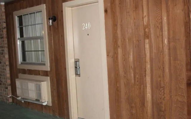 Cajun Inn Motel