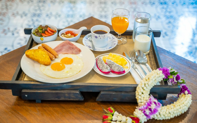 Siri Nakornpink Chiang Mai Hotel (Sha Plus+)