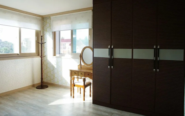 Ocean View Pension No.1