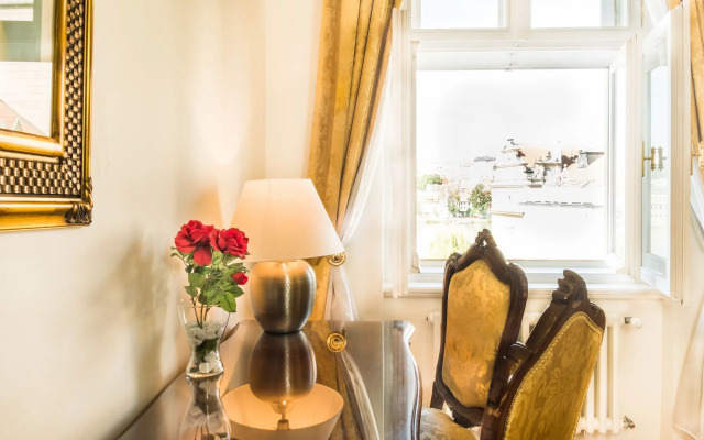 Charles Bridge Palace