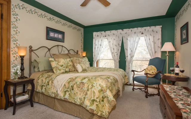 Sutherland House Victorian Bed & Breakfast