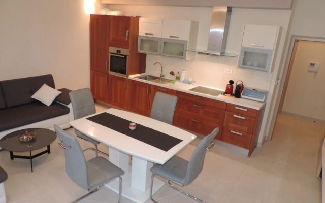4me Apartments