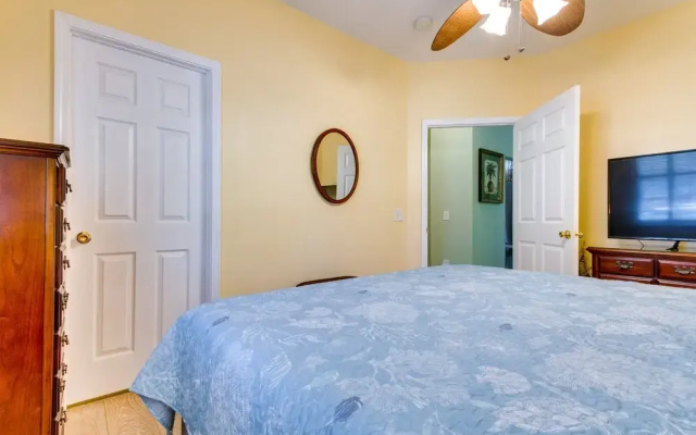 4 Mi to Beach: Navarre Retreat w/ Screened Porch!