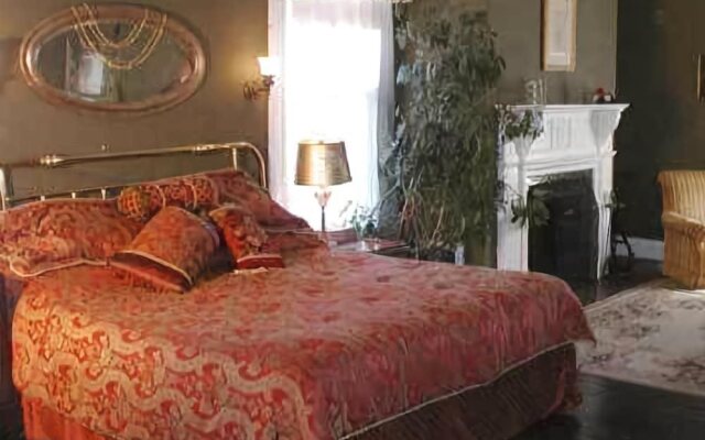 Eden Manor