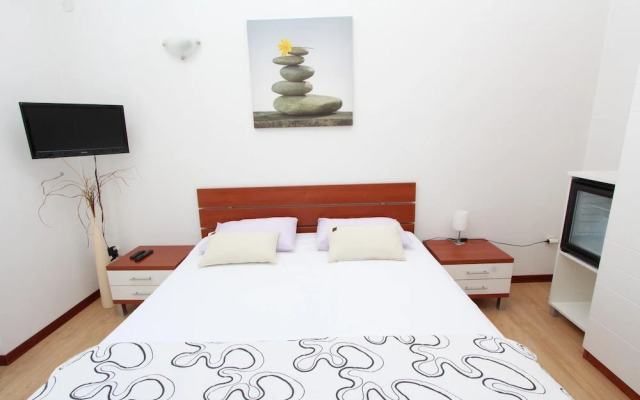 Rooms and Apartment Luana