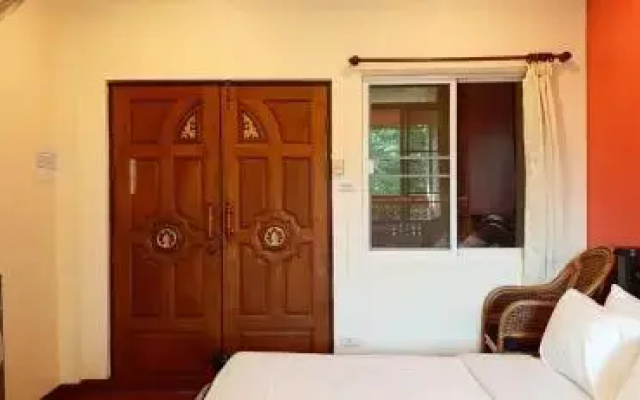 Your House 3 Guest House
