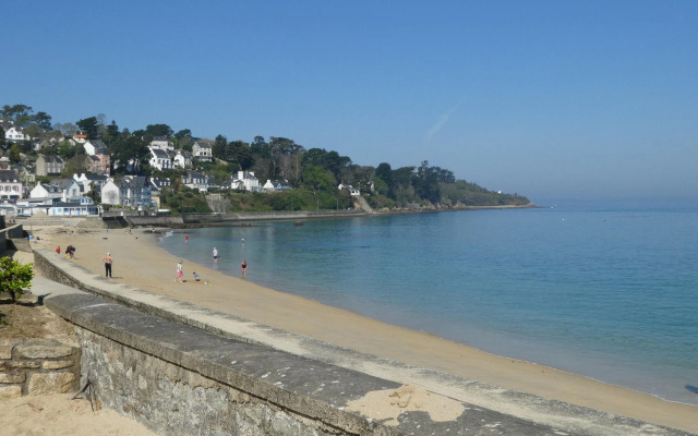 Duplex apartment in a prime seafront location, Treboul, Douarnenez