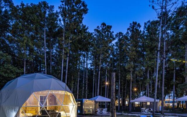 glampark FREE AND EASY CAMP RESORT