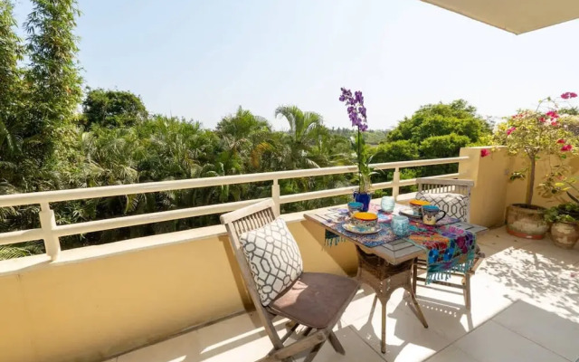 Sleeps 6 Views Beach 1 Block