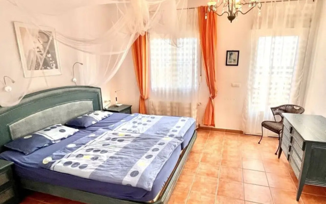 Villa Miraflores Comfortable Holiday Residence