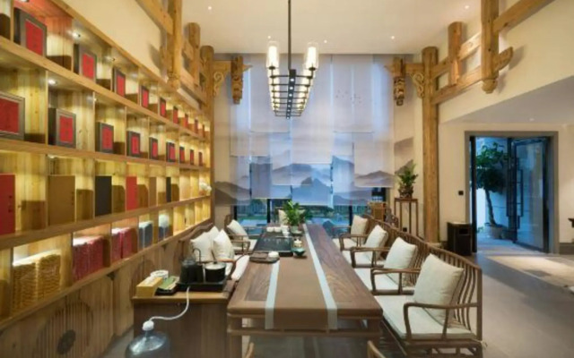 Suiyue Jinghao Sanmushu Inn