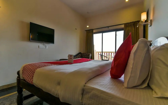 Aarya Boulevard by OYO Rooms
