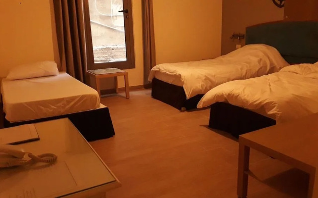 Layaali Amman Hostel