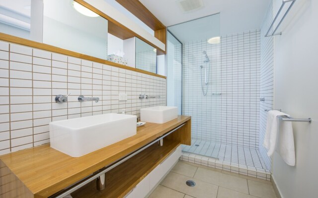 1 Bright Point Apartment 5102