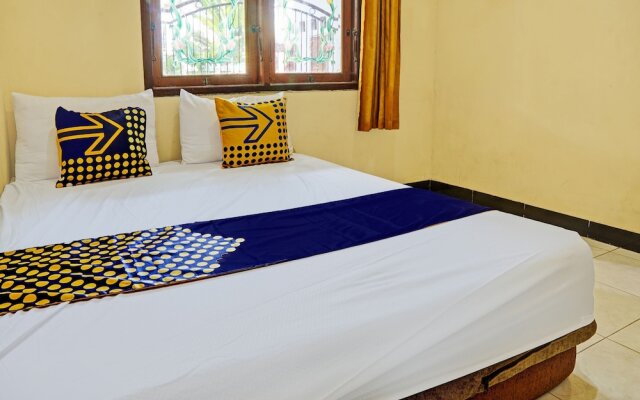 OYO 93107 Homestay H Syarif Syariah – Bandar Gresik