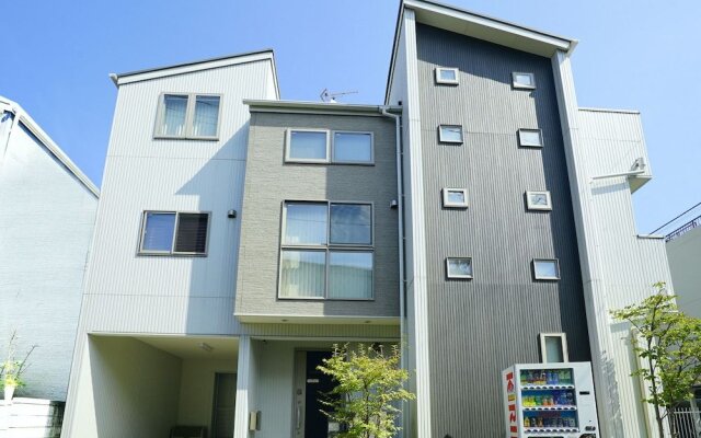 Skytree House In Tokyo