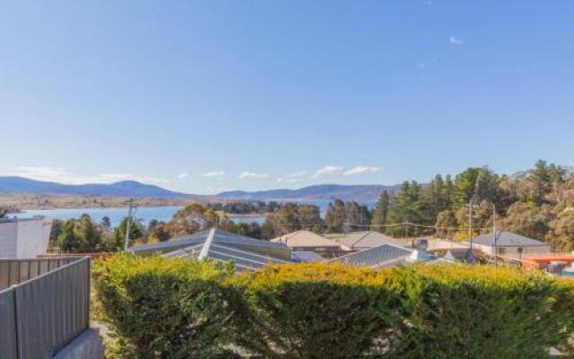 Boronia 6/30 Nettin Circuit