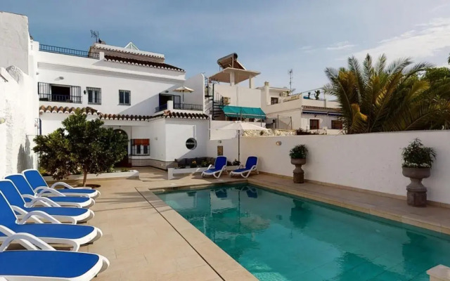 Luxury 5 Bed House Private Pool and Sea View Nerja