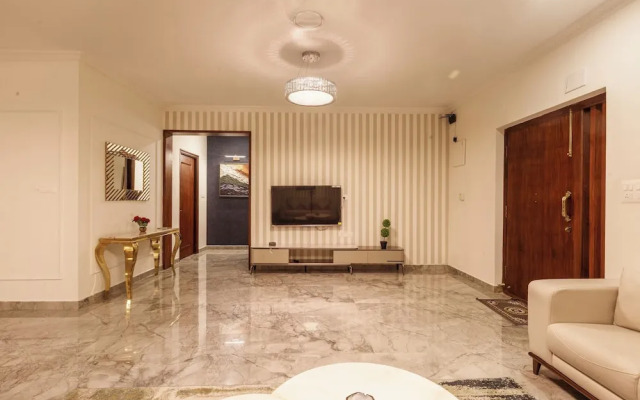 Amber Apartment 103 by Stayjade