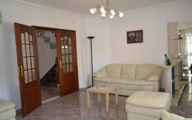Villa Marlene in Guia