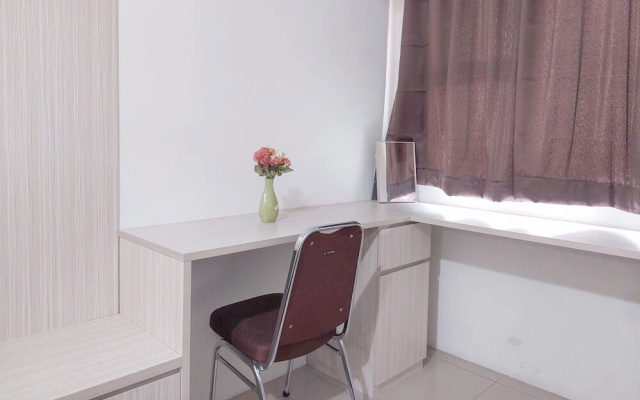 Restful And Tidy Studio At Apartment Baileys – Guest Rooms – South Tangerang