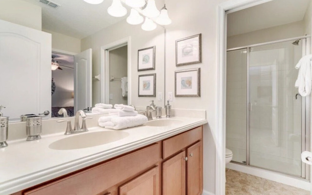 Showhome 5 Bedroom Champions Gate Villa