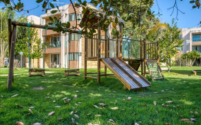 Lindo Apartamento em Condom nio com Piscina