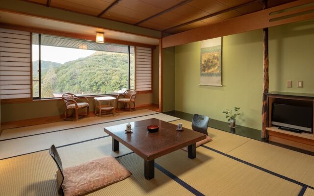 Yamamura Annex