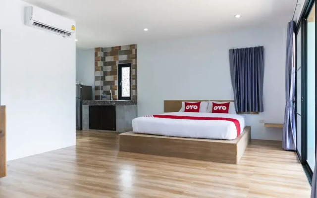OYO 744 @Home Kamala Hills
