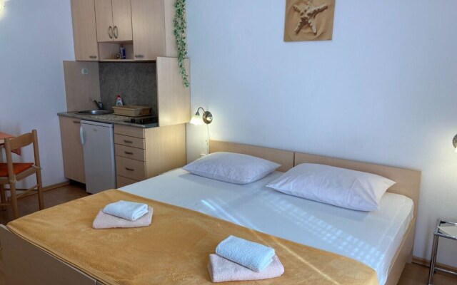 Lina - 30m From the Beach - SA5