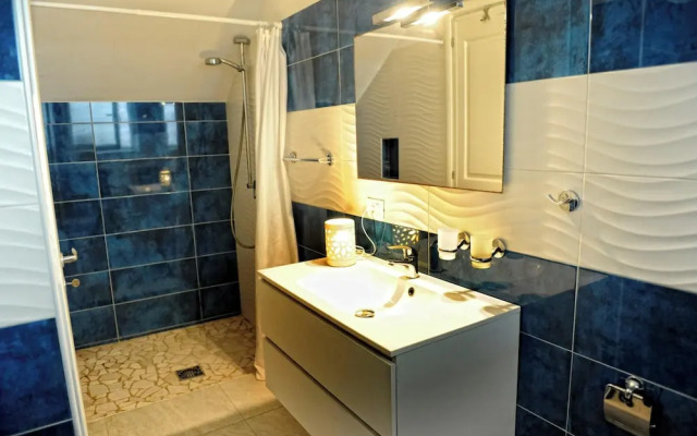 Super Apartment In Villa Vanissia