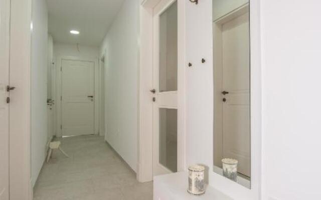 Apartment Kula