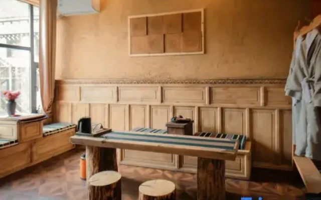 Nuolin Homestay (Daocheng Yading)