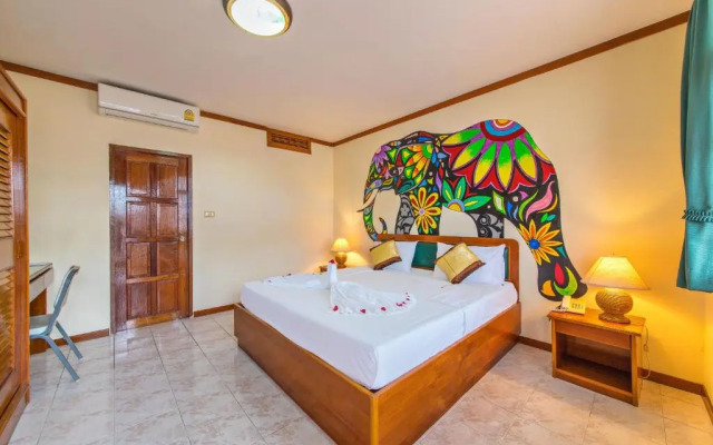Panda Hotel（Patong Beach）