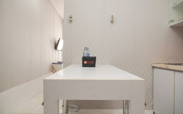 Cozy Studio At Nifarro Park Apartment
