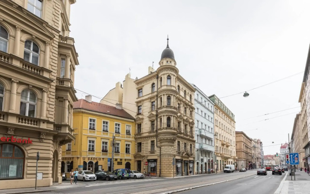 Old Town Royal Apartment With Giant Terrace