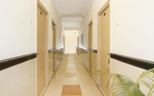 OYO 11321 Hotel Goutham Residency