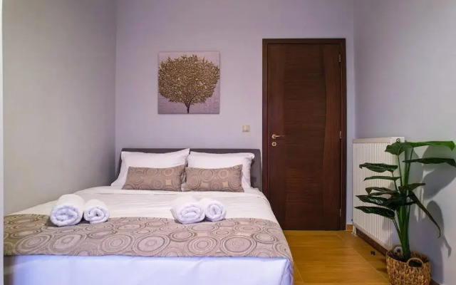 Villa Aitheras With sea Views and Garden