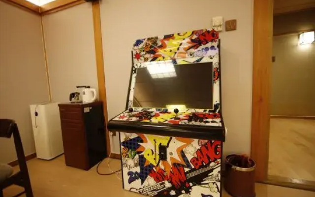 Beijing Yiwaiting Japanese-style private soup homestay