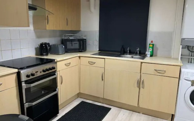 ✰Convenient 2 Bedroom Apt Leeds Centre - Parking✰