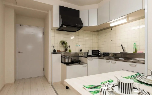 Ostay Kuromon Hotel Apartment