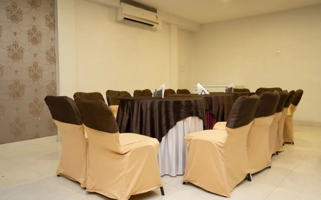 Hotel Samrat