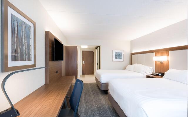 Holiday Inn Express Boston - Waltham by IHG