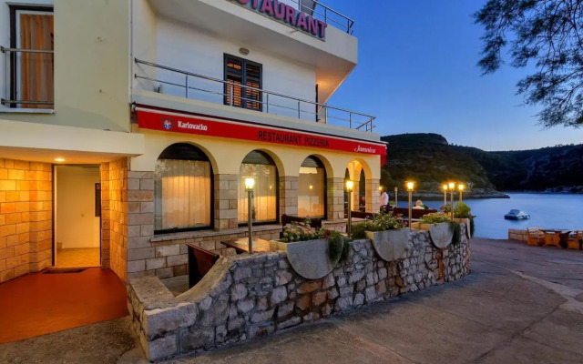 Rooms by the sea Cove Pokrivenik, Hvar - 2069
