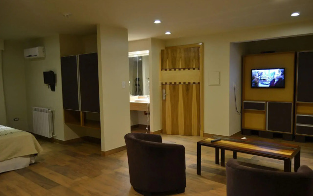 Plaza Paradiso Petit Hotel